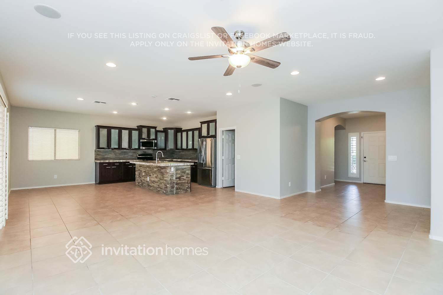 Building Photo - 4657 E Odessa Dr