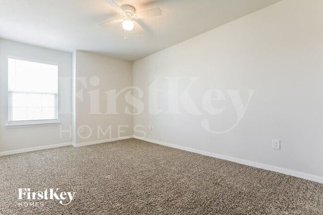 Building Photo - 11231 Hudson Hills Ln