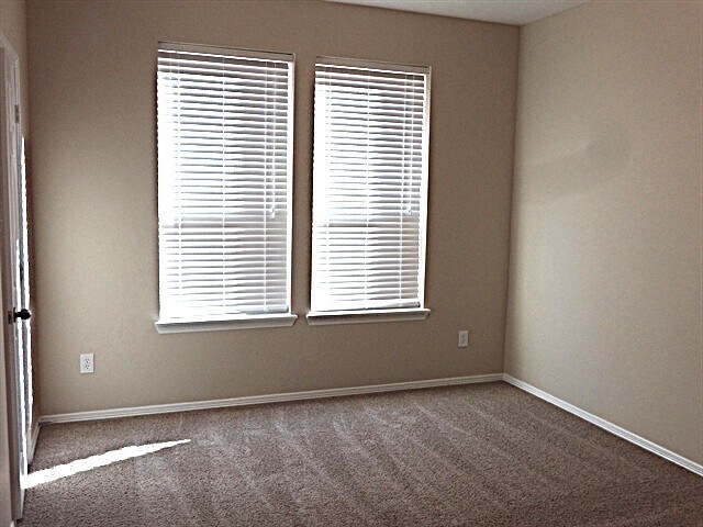 Building Photo - 4807 Chase Court Dr