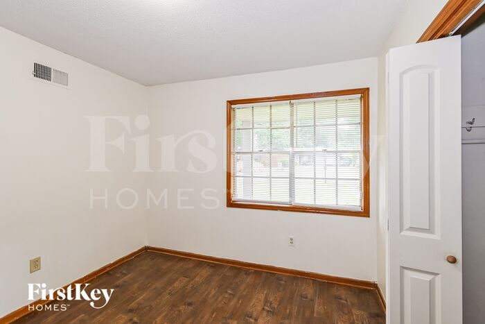 Building Photo - 1265 Winfield Rd