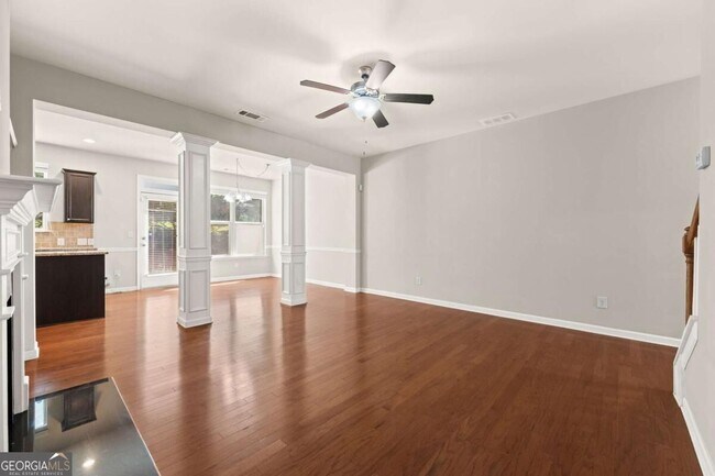 Building Photo - 2365 Bellyard Dr