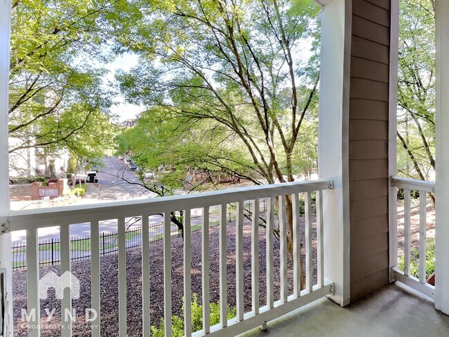 Building Photo - 4333 Dunwoody Park