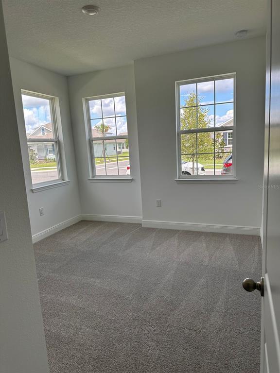 Building Photo - 19044 Blueleaf St