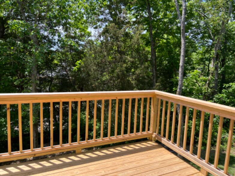 Building Photo - 2157 Chadwell Retreat Dr