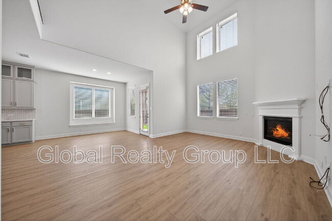 Building Photo - 6825 Hallie Lp