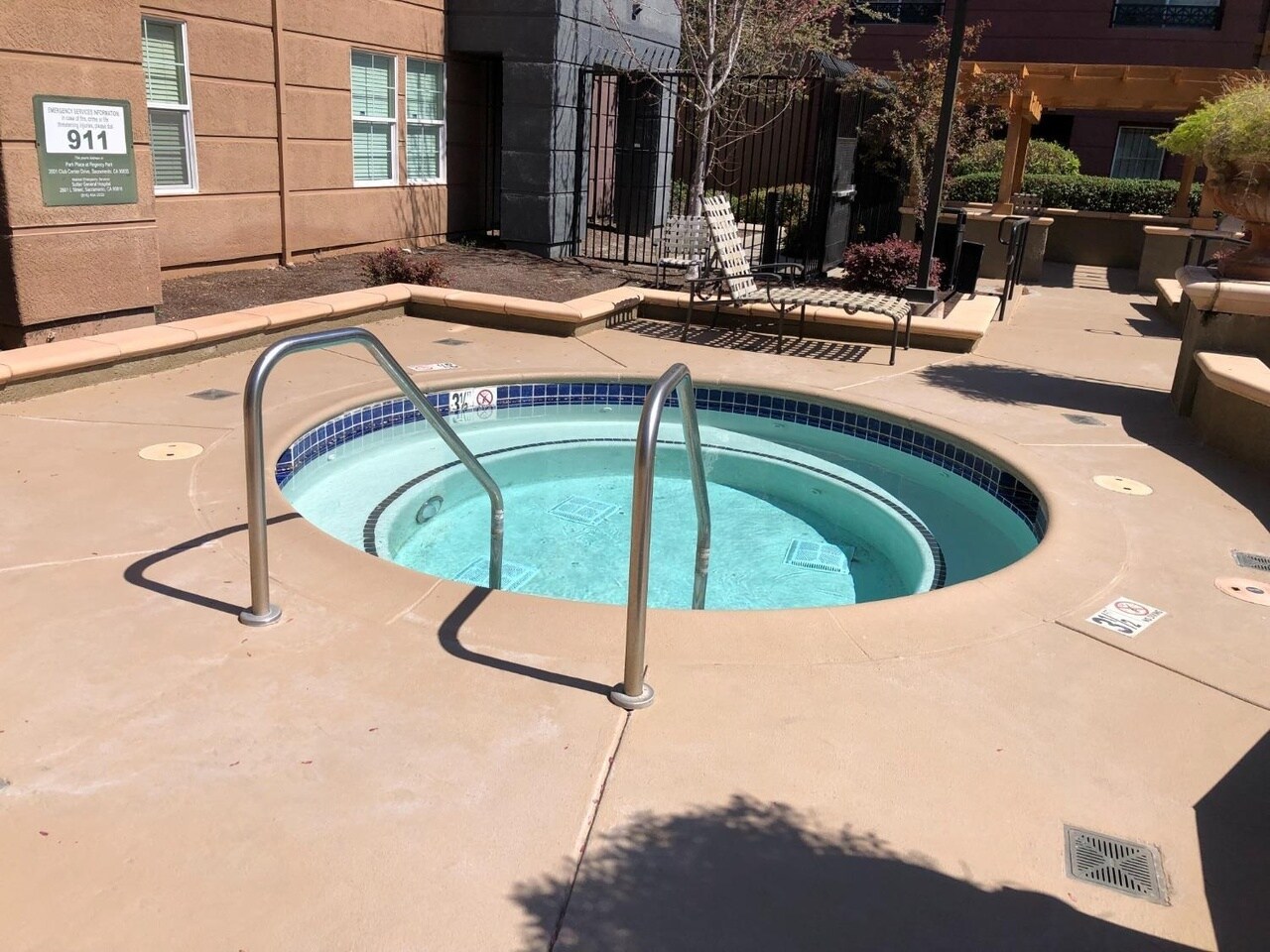 Spa - 2001 Club Center Dr