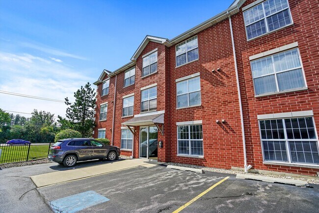 Building Photo - 16671 Liberty Cir