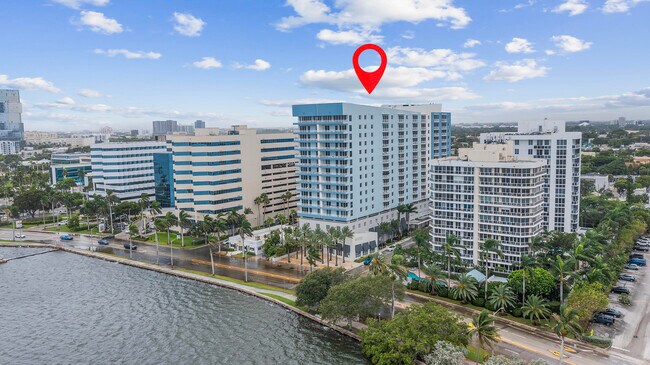 Primary Photo - 1551 N Flagler Dr