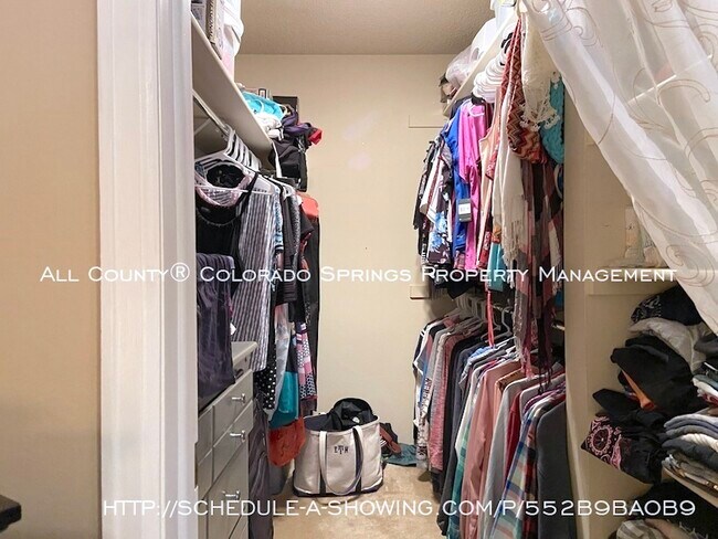 Building Photo - 4110 Little Crown Ln