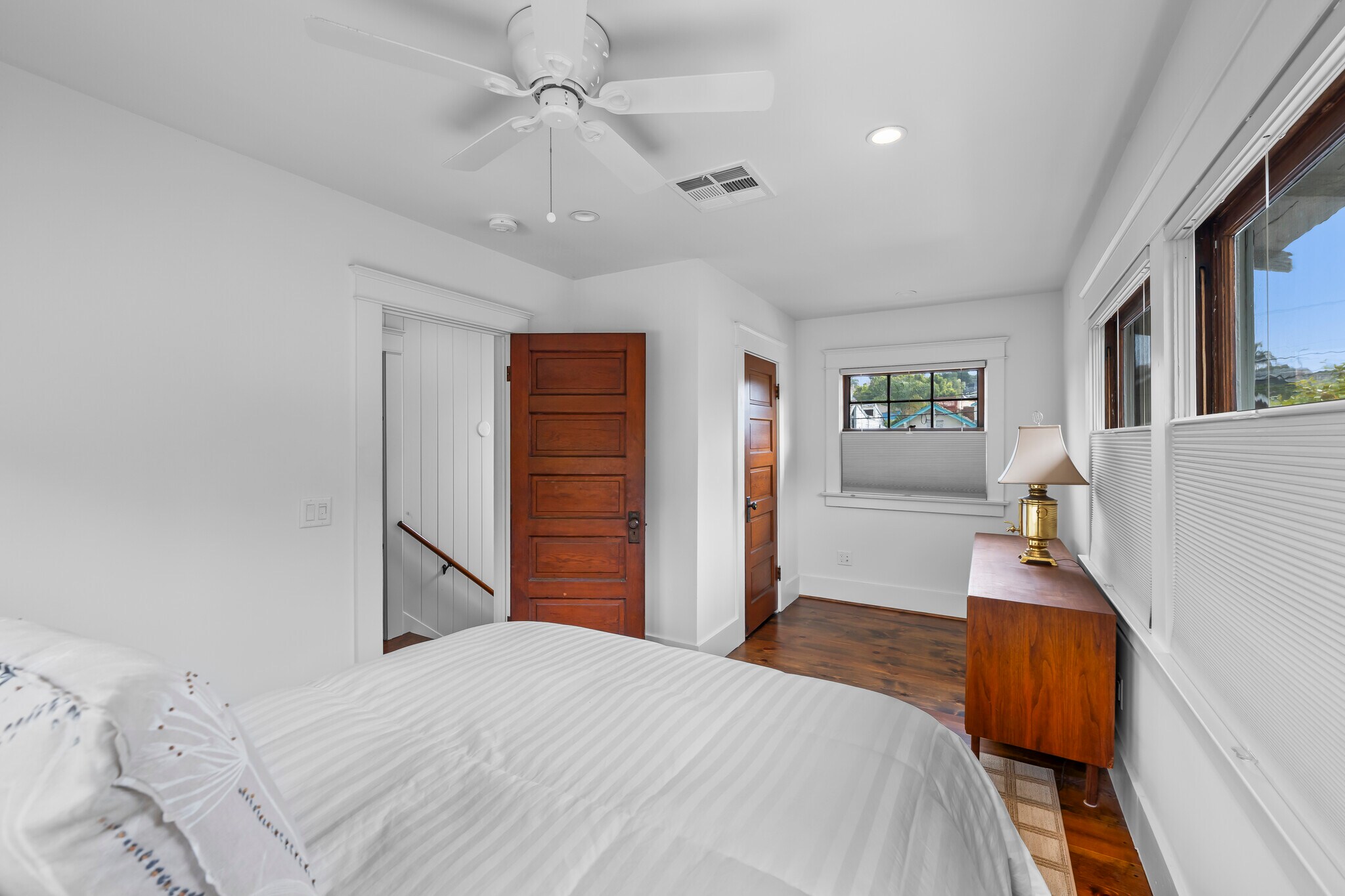 Building Photo - 311 N Gertruda Ave