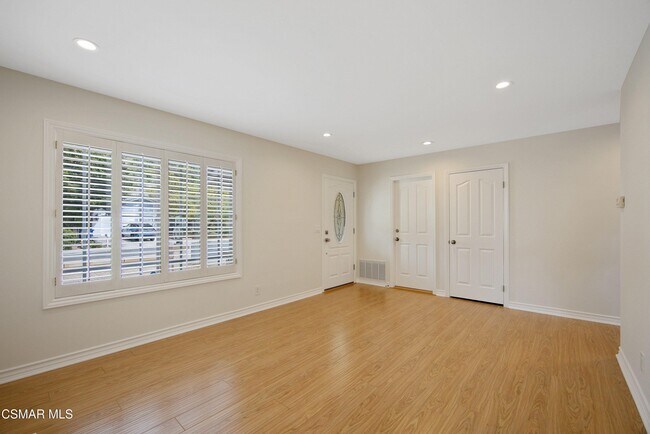 Building Photo - 3436 Indian Mesa Dr