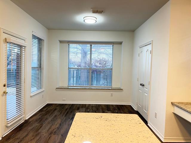 Building Photo - 4506 Julian Dr