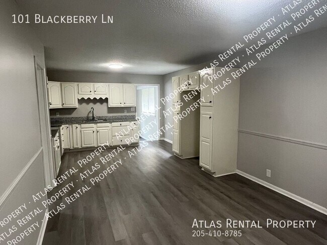 Building Photo - 101 Blackberry Ln