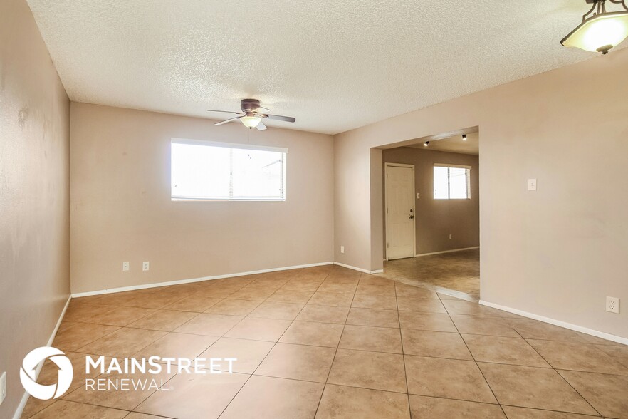 Building Photo - 3907 W Kaler Dr