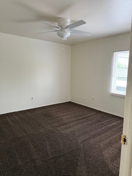 Building Photo - 3406 S 300 E