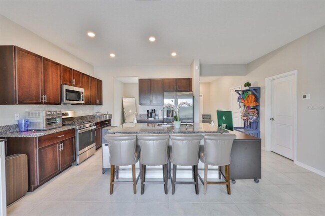 Building Photo - 9454 Channing Hill Dr