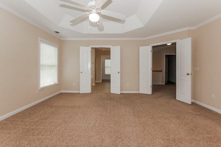 Building Photo - 2505 Mockingbird Ln