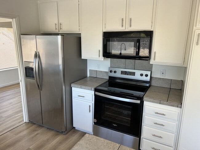 Building Photo - Remodeled 4 Bedroom, 2.5 Bath Home