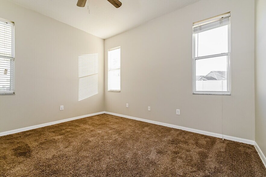 Building Photo - 34442 Smart Dr