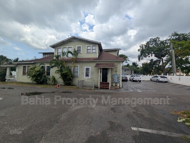 Building Photo - 103 S Westland Ave