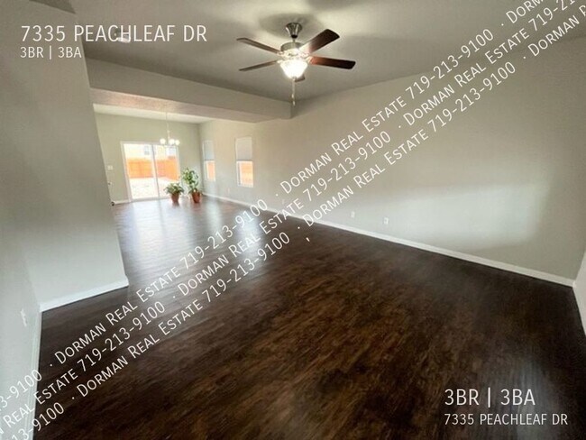 Building Photo - 7335 Peachleaf Dr