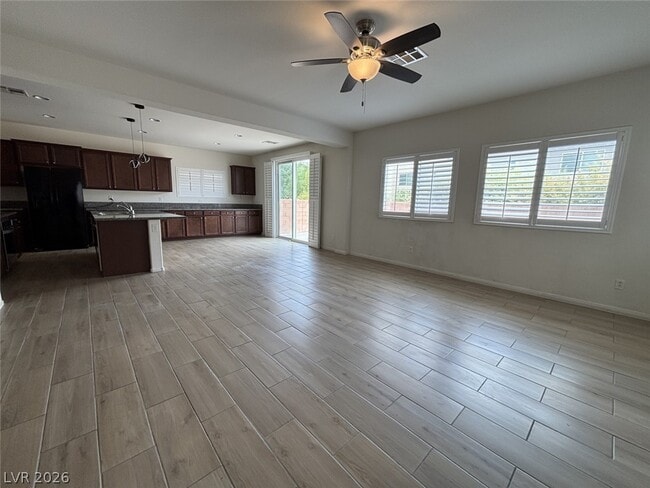 Building Photo - 5582 Sancho Throne Rd