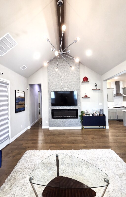 Building Photo - 8066 Glastonbury Dr