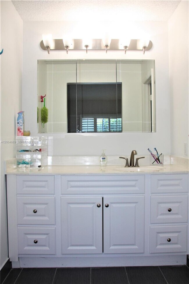 Building Photo - 4291 Magnolia Ridge Dr