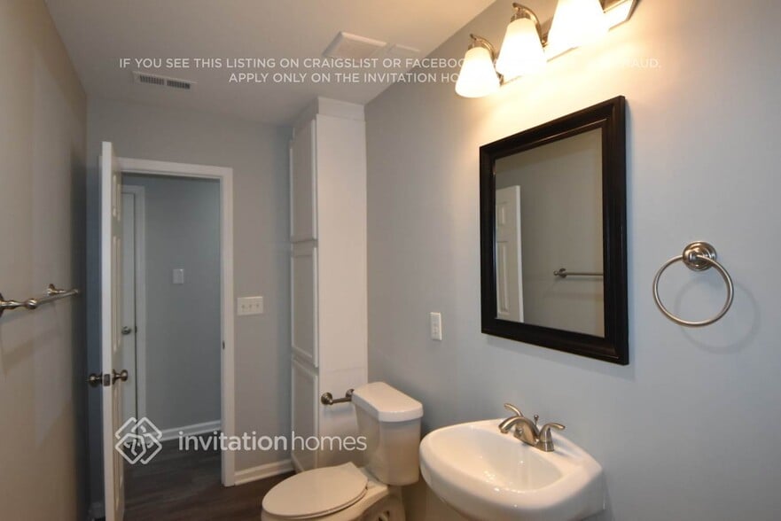 Building Photo - 619 Finborough Ct
