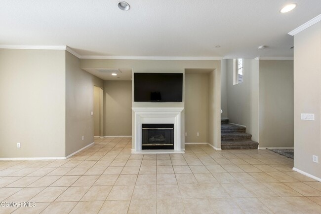 Building Photo - 84 Via Katrina