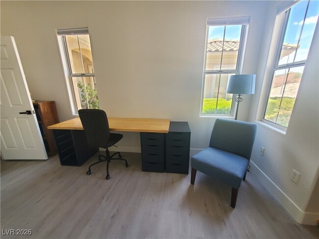 Building Photo - 2106 Dipinto Ave