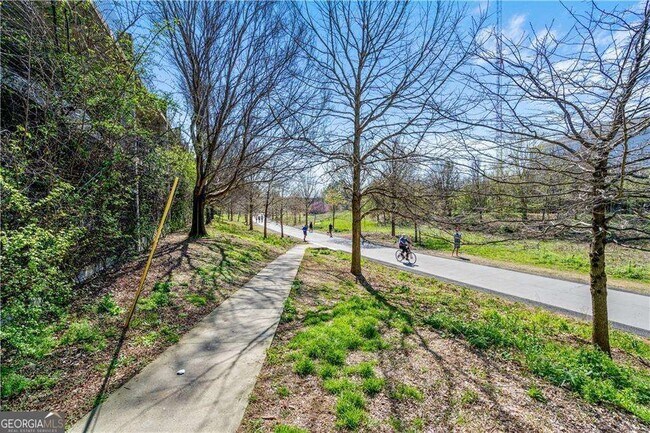 Building Photo - 821 Ralph McGill Blvd NE