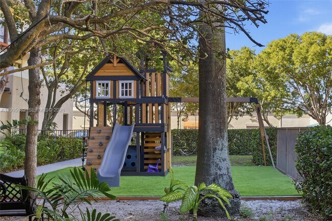 Building Photo - 8430 SW 8th St