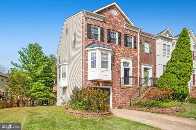 Building Photo - 4101 La Mauricie Loop