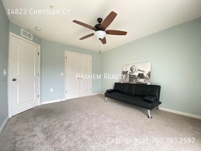 Building Photo - 14823 Chrysler Ct