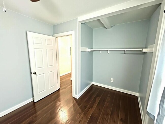 Building Photo - *COMING SOON* *MOVE IN SPECIAL* Spacious 3BR with Office & Large Fenced Backyard!