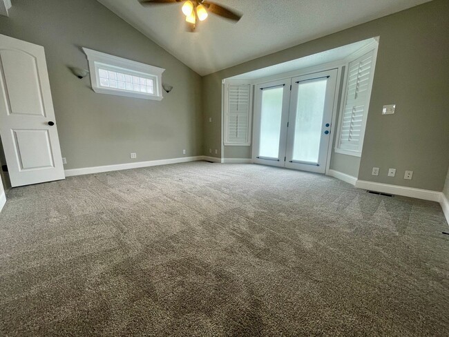 Building Photo - 4509 Parkway Dr