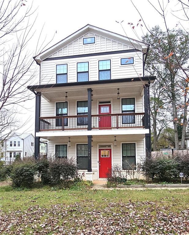 Building Photo - 1993 Memorial Dr SE