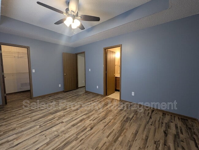 Building Photo - 6117 Arapaho Trail