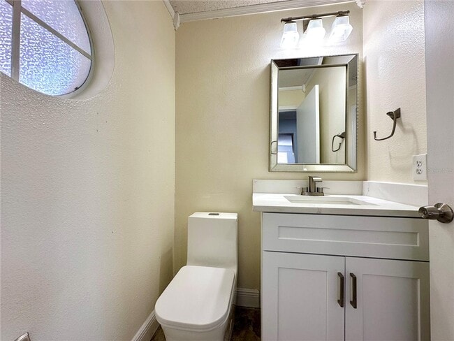 Building Photo - 1116 Timberbend Cir