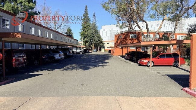 Building Photo - Remodeled 974 Sq Ft Santa Clara Condo Near NVIDIA | 3BR/2BA + 2 Parking – OFFERED BY PROPERTY FOR...