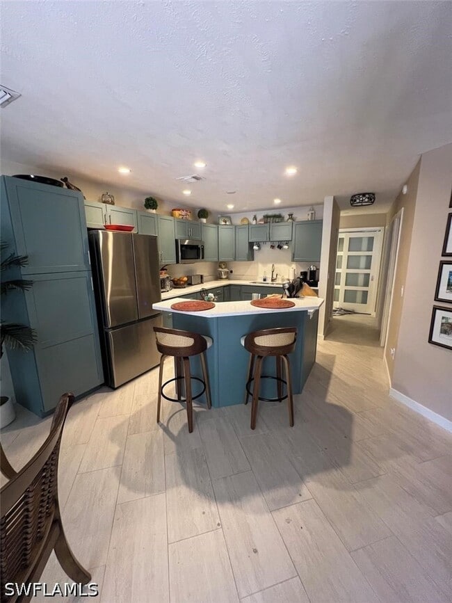 Building Photo - 1535 Chesapeake Ave