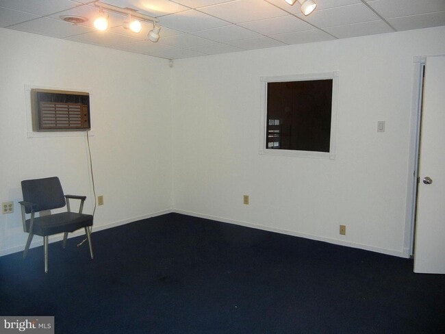 Building Photo - 1616 N Main St