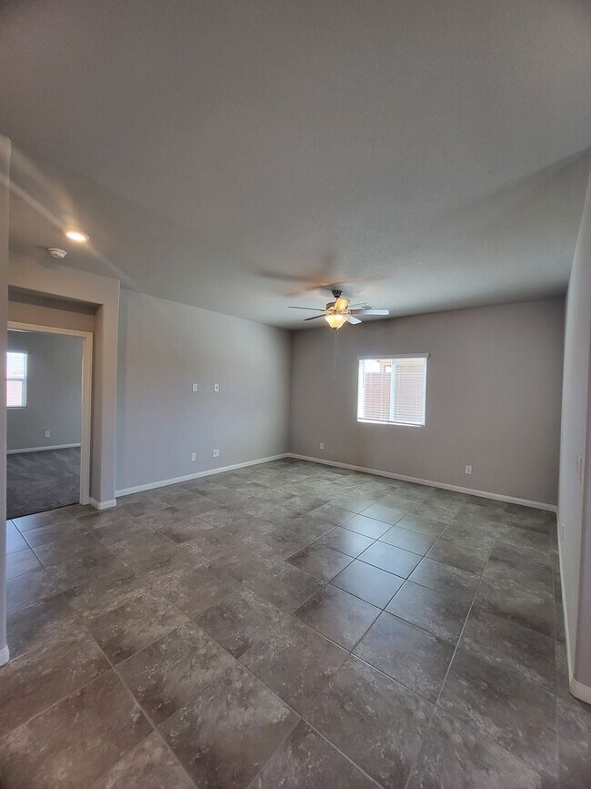 Building Photo - RIVERSTONE CELEBRATE HOMES - Hawk Ave.