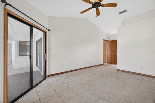 Building Photo - 4059 Waterview Loop