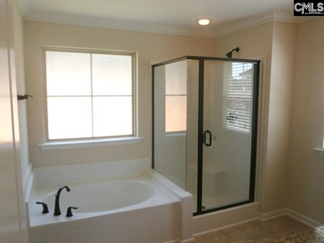 Building Photo - 297 Massey Cir