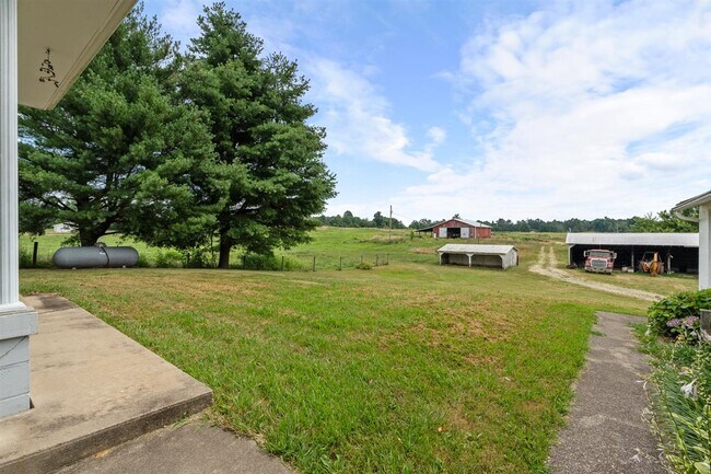 Building Photo - 2725 Rhodelia Rd