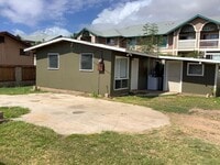 Building Photo - 3 Bedroom / 1 Bath House in Wailuku for rent!