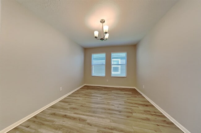 Building Photo - 16624 Foursquare Dr
