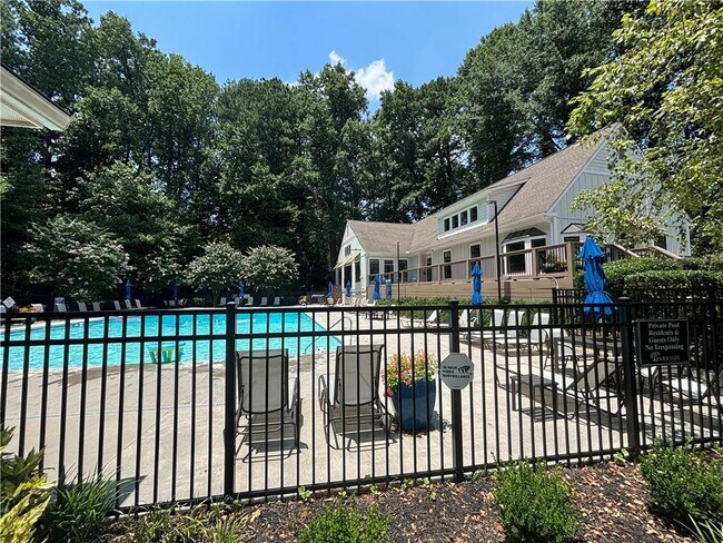 Building Photo - 2156 Eagle Creek Ln